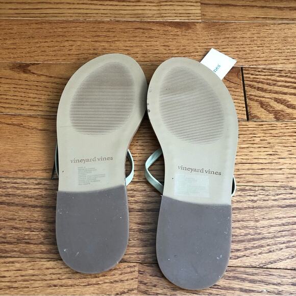 NWT VINEYARD VINES Skinny Strap Patent Leather Flip Flops Women’s Size 8 - Picture 4 of 6